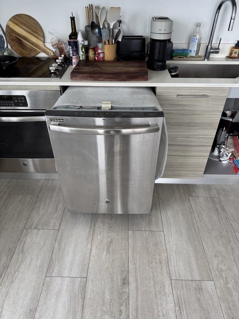 GE dishwasher repair in Bethesda, MD — Dishwasher lights blinking, would not start