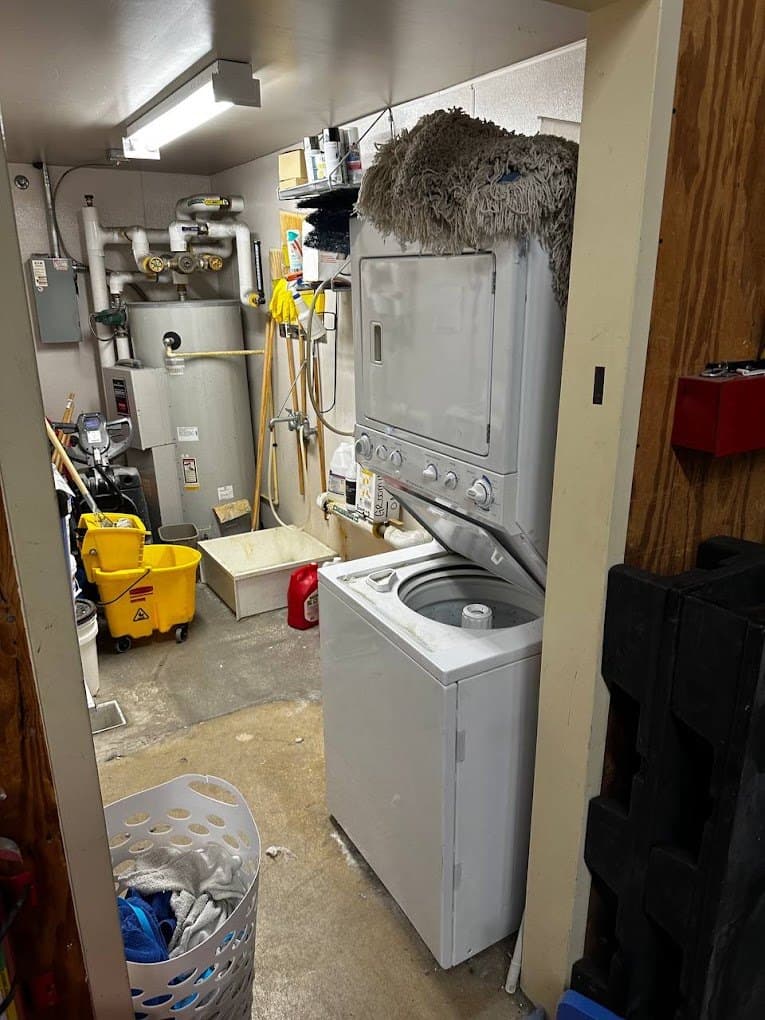 GE laundry combo repair in Tysons, VA — Laundry center washer vibrating