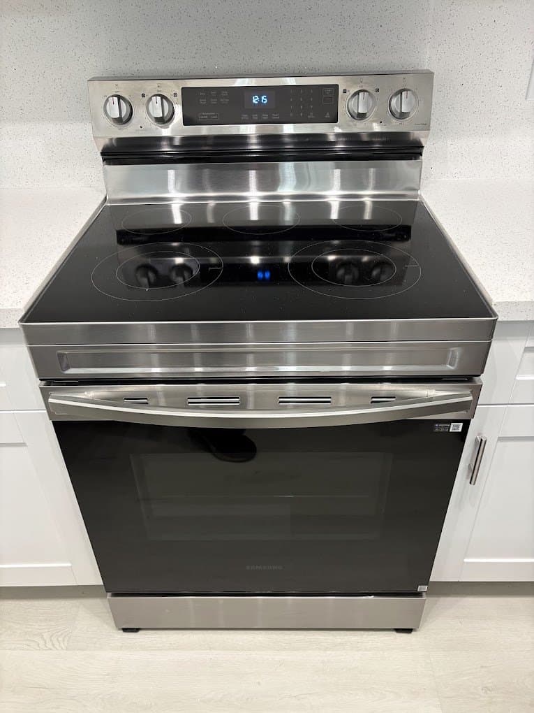 Samsung range repair in Woodbridge, VA — Large surface element stuck on high