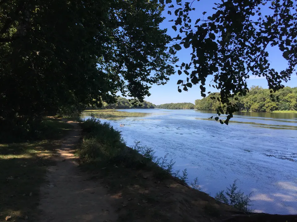 The Potomac River seen from the Potomac Heritage Trail in Algonkian Regional Park, Sterling, Virginia, on a sunny day